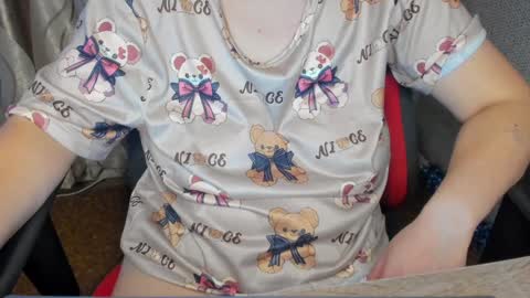 Jessica  Face only in pvt or in snapchat Dont ask more.... online show from 01-04-25, 10:45