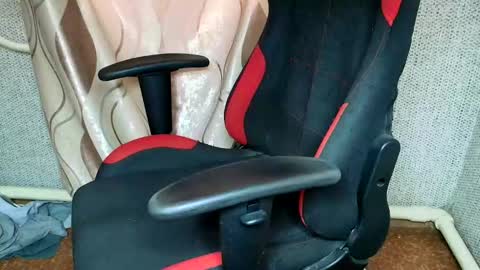 Snapshot of sexy_as_fuck_ chatting on 10-28-25, 10:19 Jessica Face only in pvt or in snapchat Dont ask more.... online show from 10-28-25, 10:19