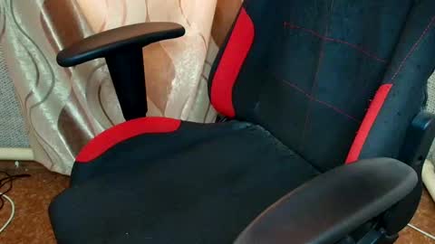 Jessica  Face only in pvt or in snapchat Dont ask more.... online show from 02-05-26, 09:36