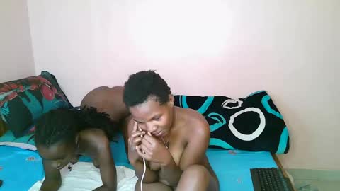 Snapshot of sexy_avril1 chatting on 02-28-25, 07:26 sexy_avril1 online show from 02-28-25, 07:26