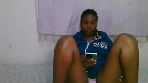 Snapshot of sexy_banice chatting on 07-19-26, 02:59 sexy_banice online show from 07-19-26, 02:59