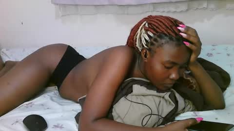Snapshot of sexy_banice chatting on 08-09-26, 03:19 sexy_banice online show from 08-09-26, 03:19