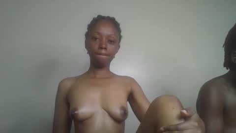 Snapshot of sexy_banny4 chatting on 01-17-26, 02:11 sexy_banny4 online show from 01-17-26, 02:11