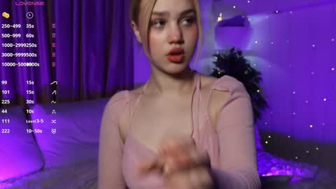 Lina online show from 03-01-25, 06:03