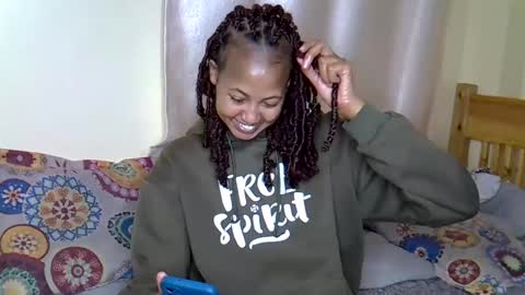 sexy_bluegirl online show from 02-22-25, 07:14