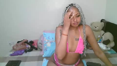 sexy_bluegirl online show from 05-09-26, 06:51