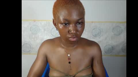 sexy_bluey247 online show from 10-03-25, 08:44