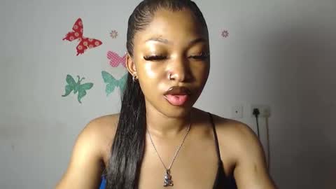 Snapshot of sexy_bluey247 chatting on 01-18-26, 02:43 sexy_bluey247 online show from 01-18-26, 02:43