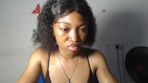 Snapshot of sexy_bluey247 chatting on 02-01-26, 07:18 sexy_bluey247 online show from 02-01-26, 07:18