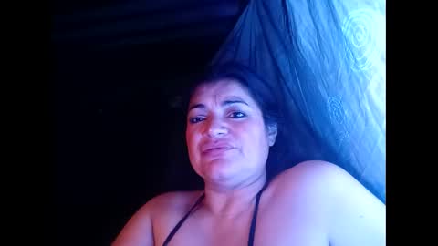 Snapshot of sexy_camy chatting on 03-10-25, 07:32 Camy Yamy online show from 03-10-25, 07:32