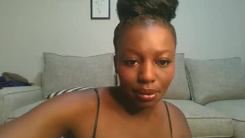 Snapshot of sexy_candia chatting on 04-05-26, 08:11 Stacy online show from 04-05-26, 08:11