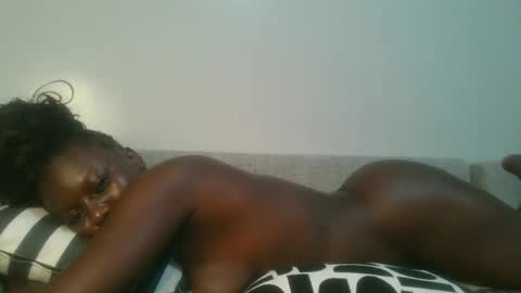 Snapshot of sexy_candia chatting on 04-08-26, 10:21 Stacy online show from 04-08-26, 10:21
