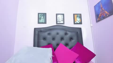 sexy_candy18x online show from 05-15-26, 11:34