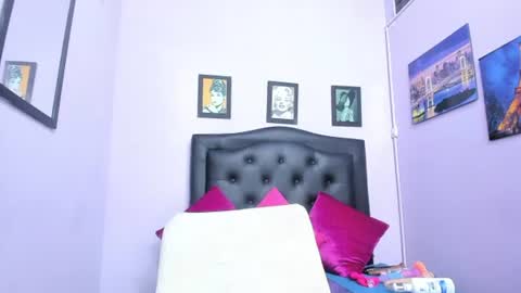 Snapshot of sexy_candy18x chatting on 07-26-26, 11:55 sexy_candy18x online show from 07-26-26, 11:55