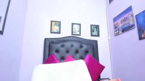 Snapshot of sexy_candy18x chatting on 07-31-26, 12:10 sexy_candy18x online show from 07-31-26, 12:10