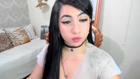  C R I S T A L  online show from 01-11-25, 07:17