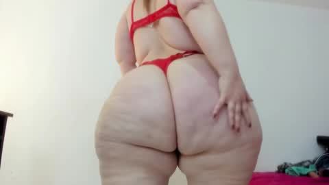 Snapshot of sexy_curvi chatting on 12-09-24, 04:58 karla instagram online show from 12-09-24, 04:58