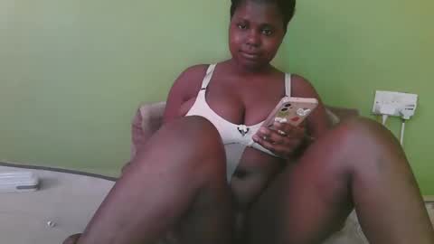 Snapshot of sexy_divana chatting on 02-25-25, 06:14 sexy_divana online show from 02-25-25, 06:14