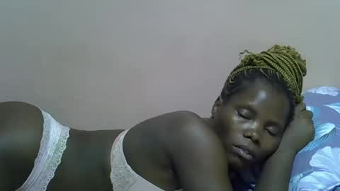 sexy dolly online show from 03-19-26, 01:42