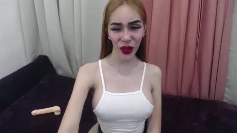 sexy_emily92 online show from 01-28-25, 08:25