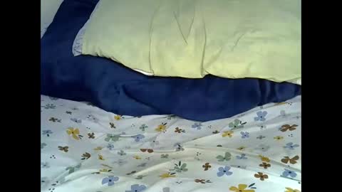 Snapshot of sexy_esther92 chatting on 02-18-25, 04:37 sexy_esther92 online show from 02-18-25, 04:37