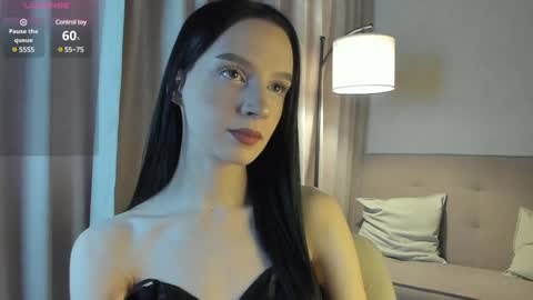 Snapshot of sexy_flora chatting on 12-03-24, 08:27 Flora online show from 12-03-24, 08:27