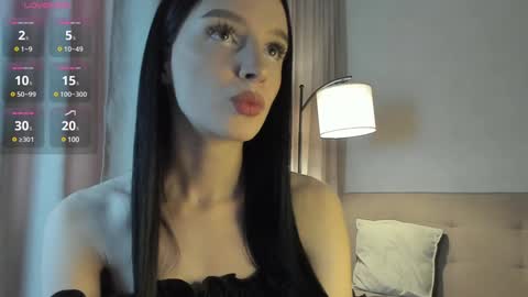 Snapshot of sexy_flora chatting on 12-10-24, 06:22 Flora online show from 12-10-24, 06:22