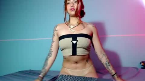 Snapshot of sexy_foxx_ chatting on 06-27-26, 08:14 Antonella online show from 06-27-26, 08:14