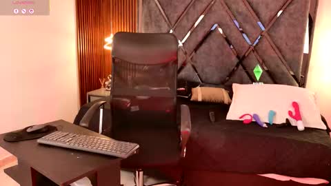 Dafne online show from 02-28-26, 12:17