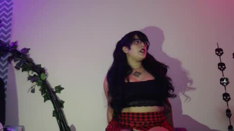    online show from 03-11-25, 03:02