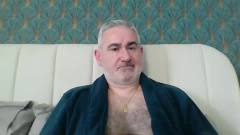 Antonio online show from 04-16-26, 06:25