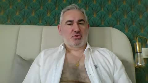 Antonio online show from 04-22-26, 06:16