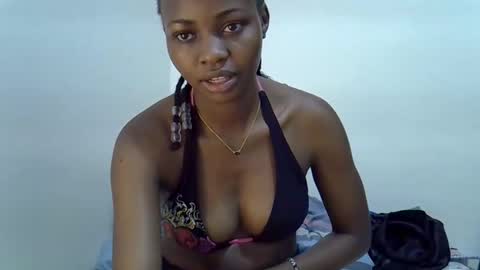 Snapshot of sexy_june20 chatting on 05-18-26, 12:40 sexy_june20 online show from 05-18-26, 12:40