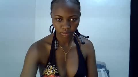 Snapshot of sexy_june20 chatting on 05-19-26, 06:42 sexy_june20 online show from 05-19-26, 06:42