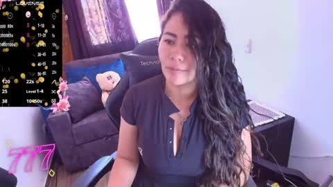laura  online show from 02-25-26, 02:59