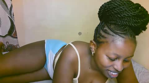 sexy_latasha online show from 10-14-25, 02:34