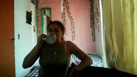 sexy lolas online show from 05-10-26, 10:04