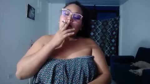 SIRENA LOVE online show from 11-16-25, 05:46