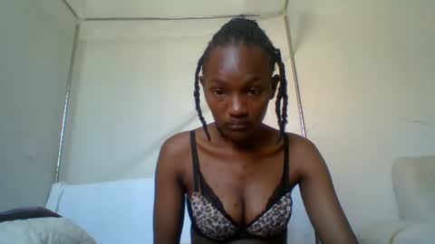 sexy_lucy012 online show from 01-16-25, 11:04