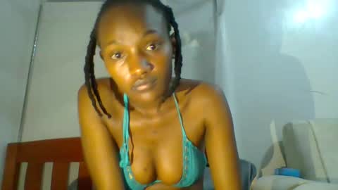 sexy_lucy012 online show from 01-24-25, 07:39