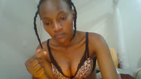 sexy_lucy012 online show from 01-30-25, 03:19