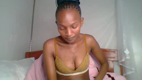sexy_lucy012 online show from 02-07-25, 04:35