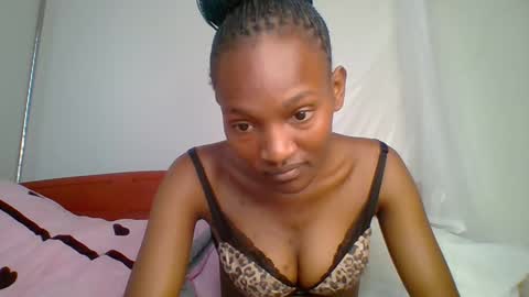 sexy_lucy012 online show from 02-11-25, 02:02