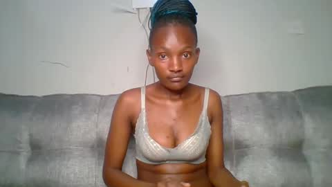sexy_lucy012 online show from 02-20-25, 09:31