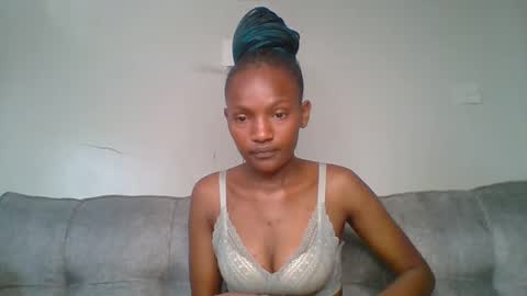 sexy_lucy012 online show from 02-21-25, 05:24