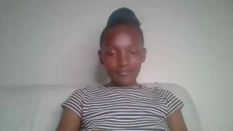 sexy_lucy012 online show from 03-10-25, 06:45