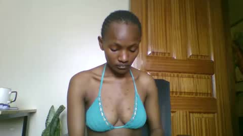 sexy_lucy012 online show from 09-20-25, 12:50