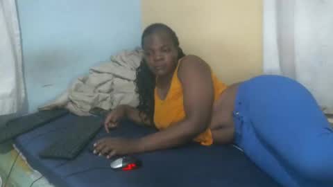 sexy_lunah online show from 12-08-24, 04:07