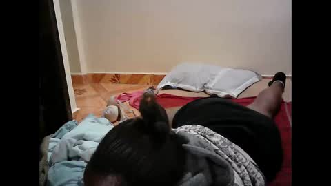 sexy_lunah online show from 05-04-26, 01:45