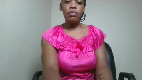 sexy_lyna online show from 11-19-25, 06:30